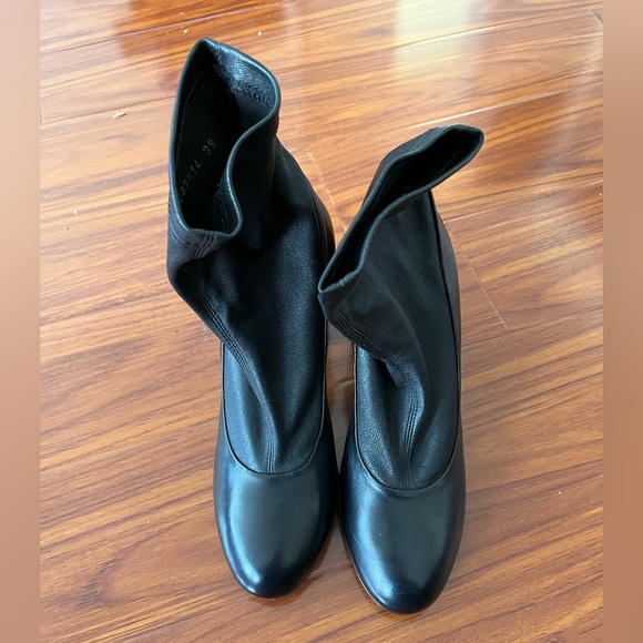 Attilio Giusti Leombruni AGL $465 Boot 39/8.5 Black Heel Shoes New in Box - Picture 3 of 6